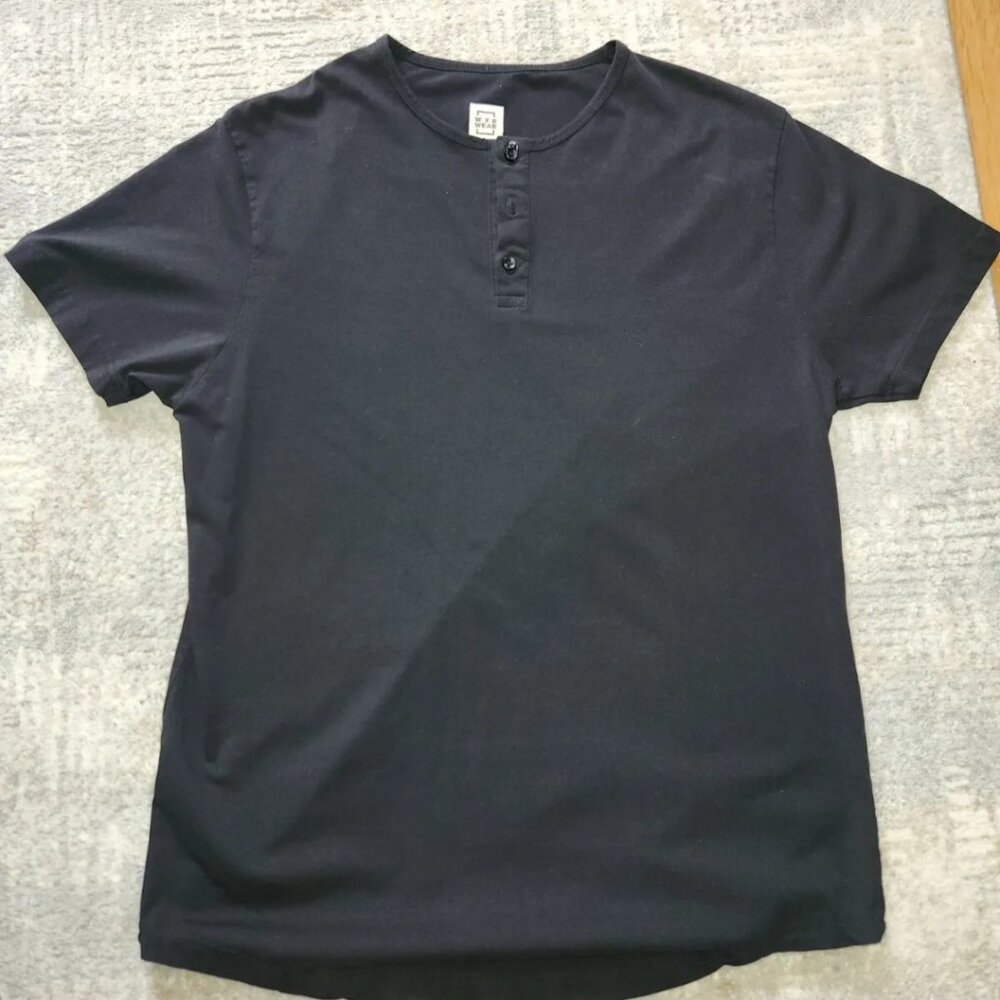 WYR Wear Men's Curved Crew Shirt Black Size Large